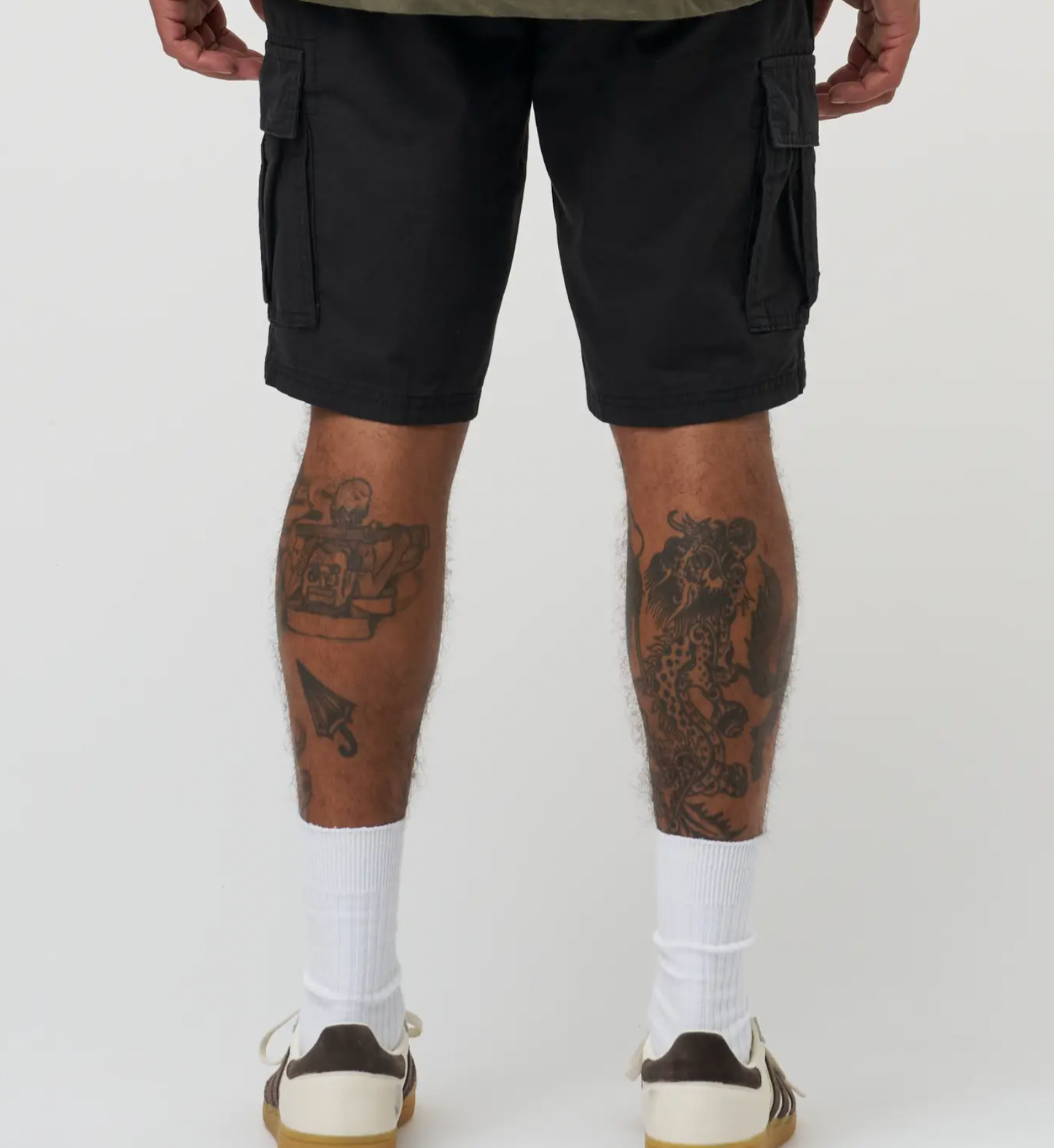 Regular Fit Cargo Shorts in Black